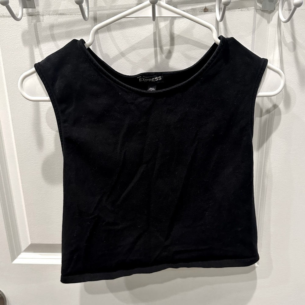 *EUC*Sz M*Express* crop top